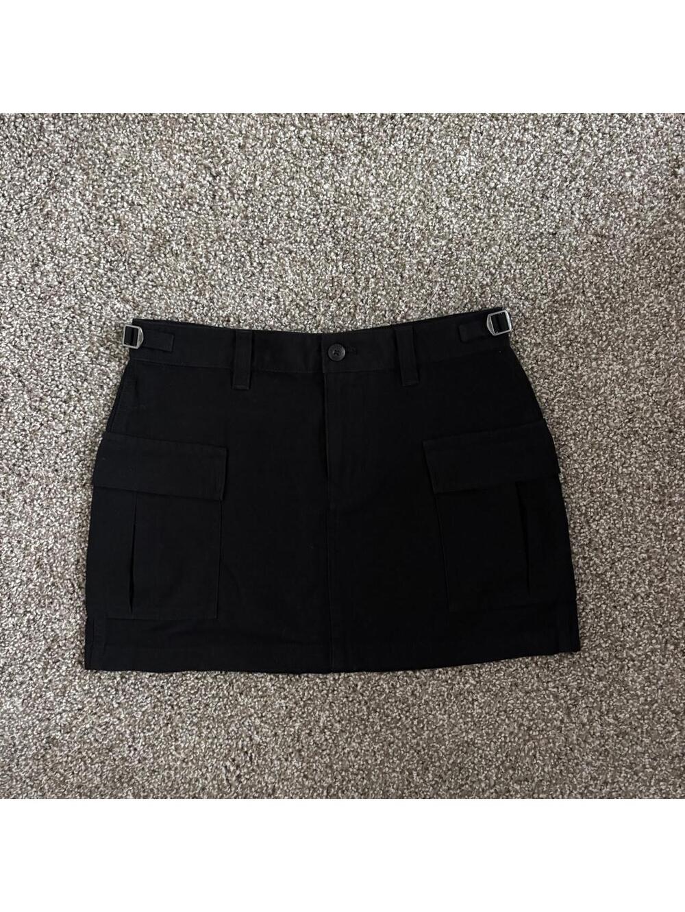 TNA Aritzia Black Cargo Utility Mini Skirt Size 2